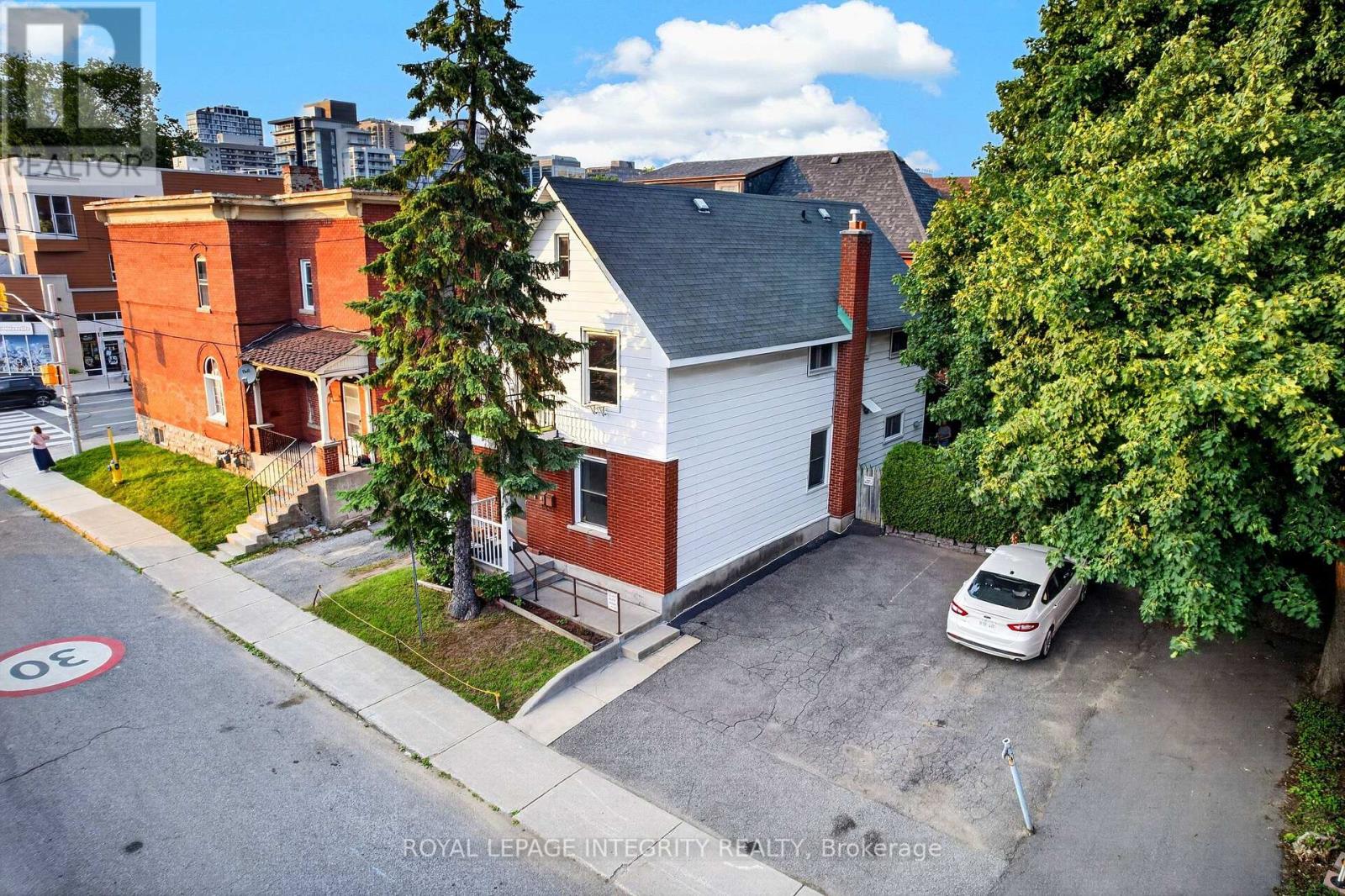 141 PERCY STREET - 1
