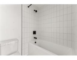 97-b Rue Marengère, Gatineau, QC J8T3T7 Photo 18