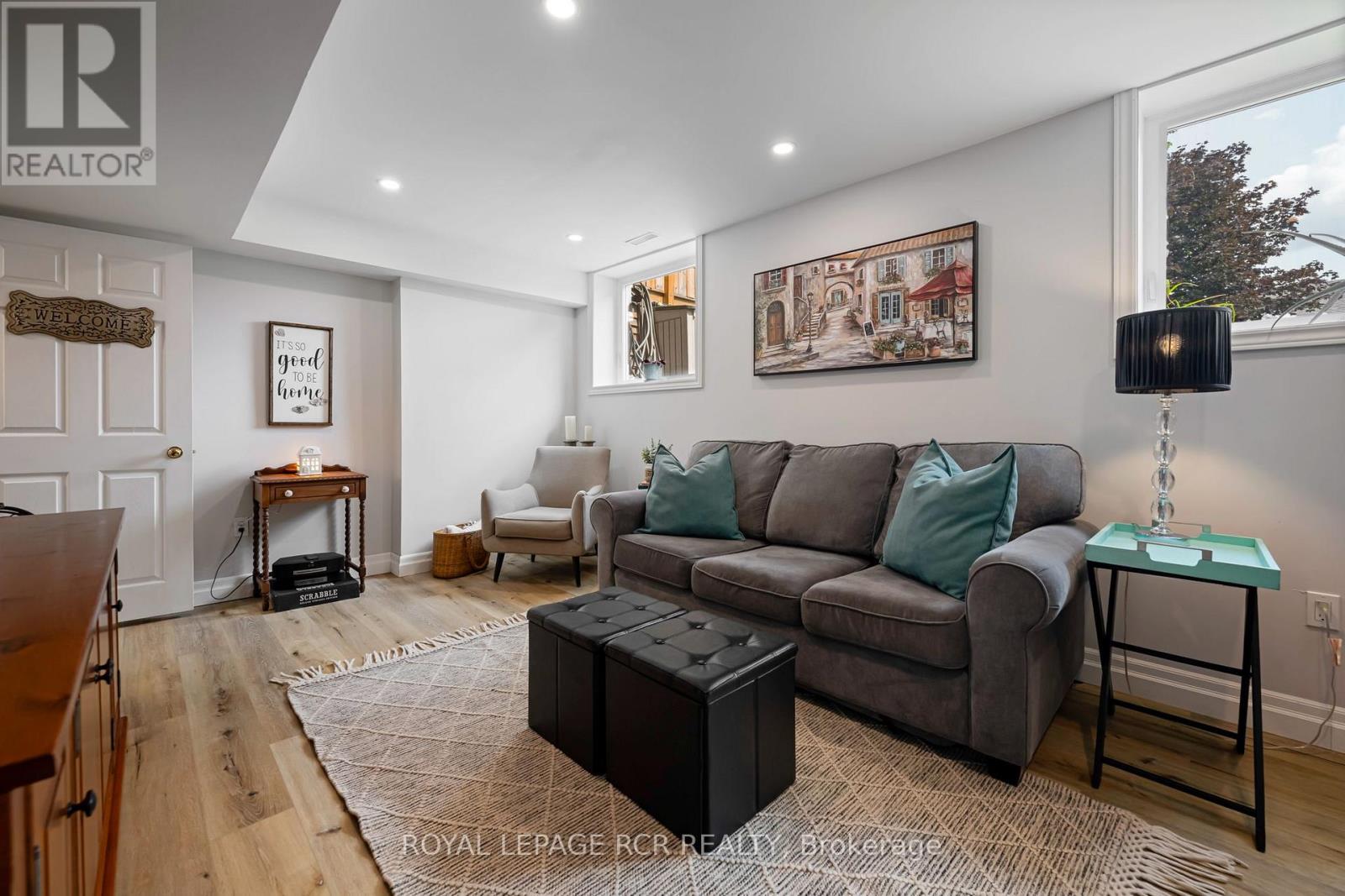 82 SPENCER AVENUE - 19