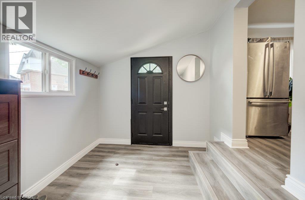 38 ROSE Avenue, Brantford — photo 3