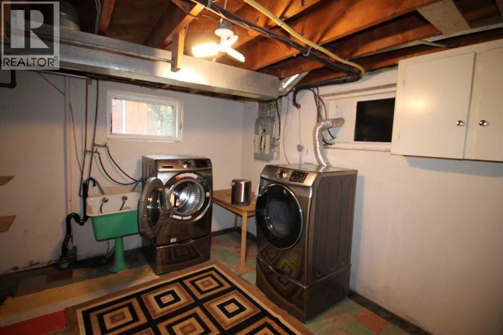 819 9 Avenue South - Photo 30