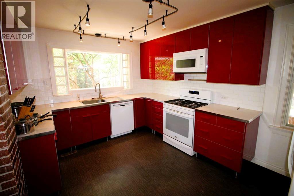 819 9 Avenue South - Photo 14