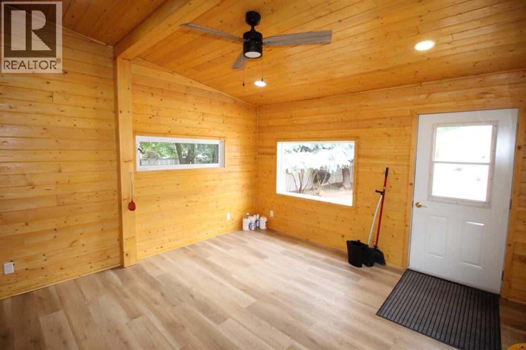 819 9 Avenue South - Photo 21
