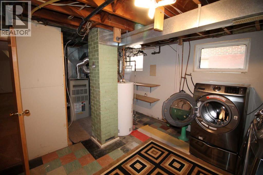 819 9 Avenue South - Photo 31