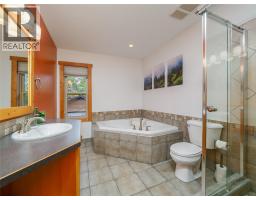 1305 Stoney Lane Road, Golden, BC V0A1H3 Photo 54