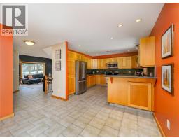 1305 Stoney Lane Road, Golden, BC V0A1H3 Photo 32