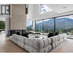 3824 Sunridge Drive, Whistler, BC V8E0W1 Photo 8