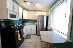 439 Sinclair Street, Winnipeg, MB R2X1Y2 Photo 10