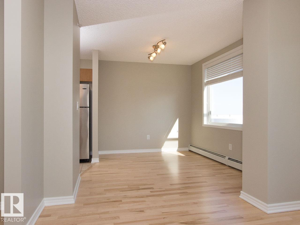 #1806 10303 105 ST NW - 10