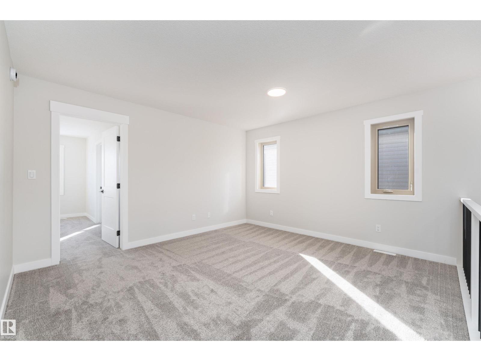 10 GABLE CM - 33