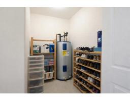 318 10180 153 Street, Surrey, BC V3R0B5 Photo 18