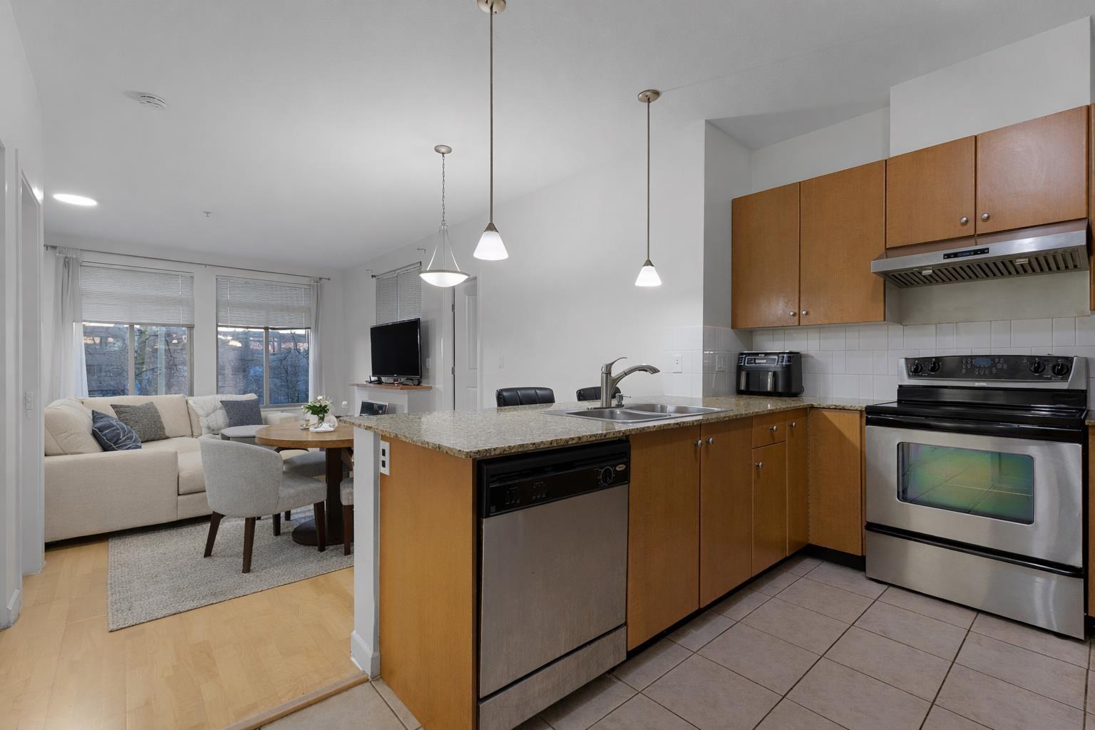 3 Bed, 2 Bath Apartment for Sale in Surrey – 318 10180 153 STREET, Surrey – MLS# R3153749 - Image 11
