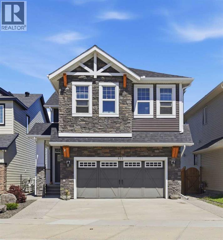 522 Sherwood Boulevard NW, Calgary — photo 2