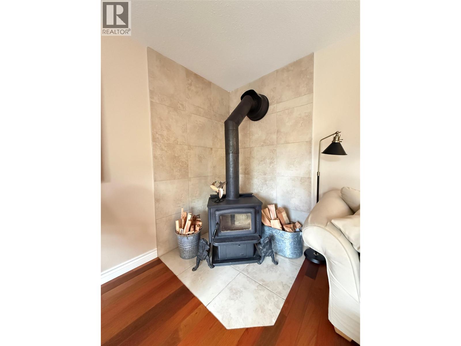 3834 Woodcrest Road - 5