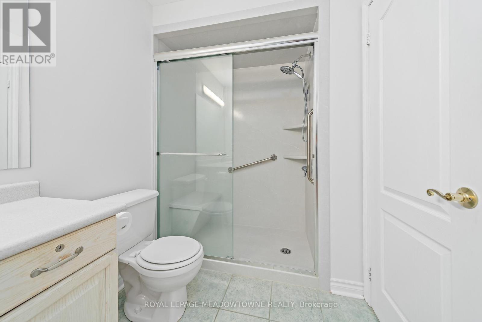 #11 76 RIVER DRIVE - Image 19