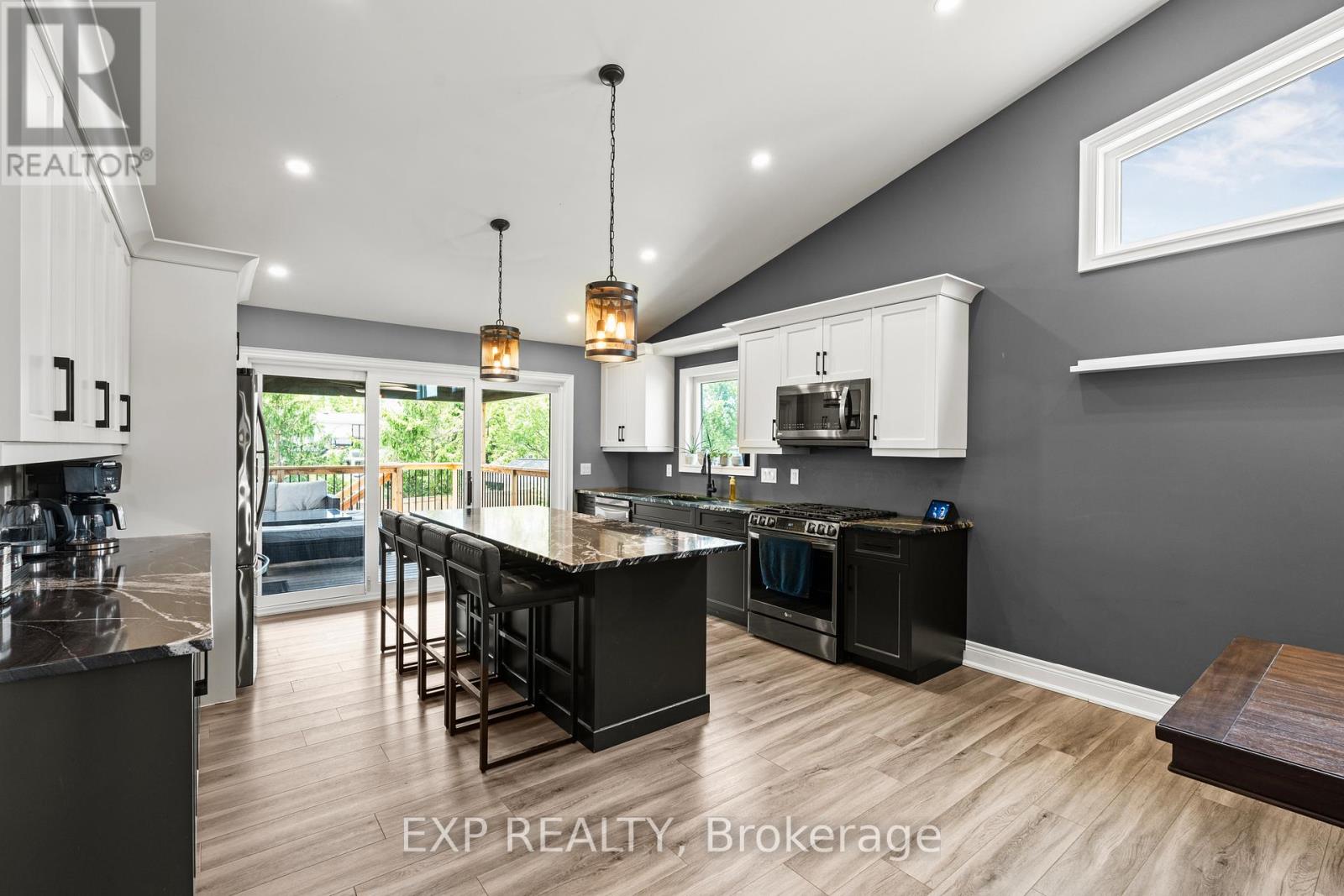 2756 ARROWSMITH COURT - Image 13