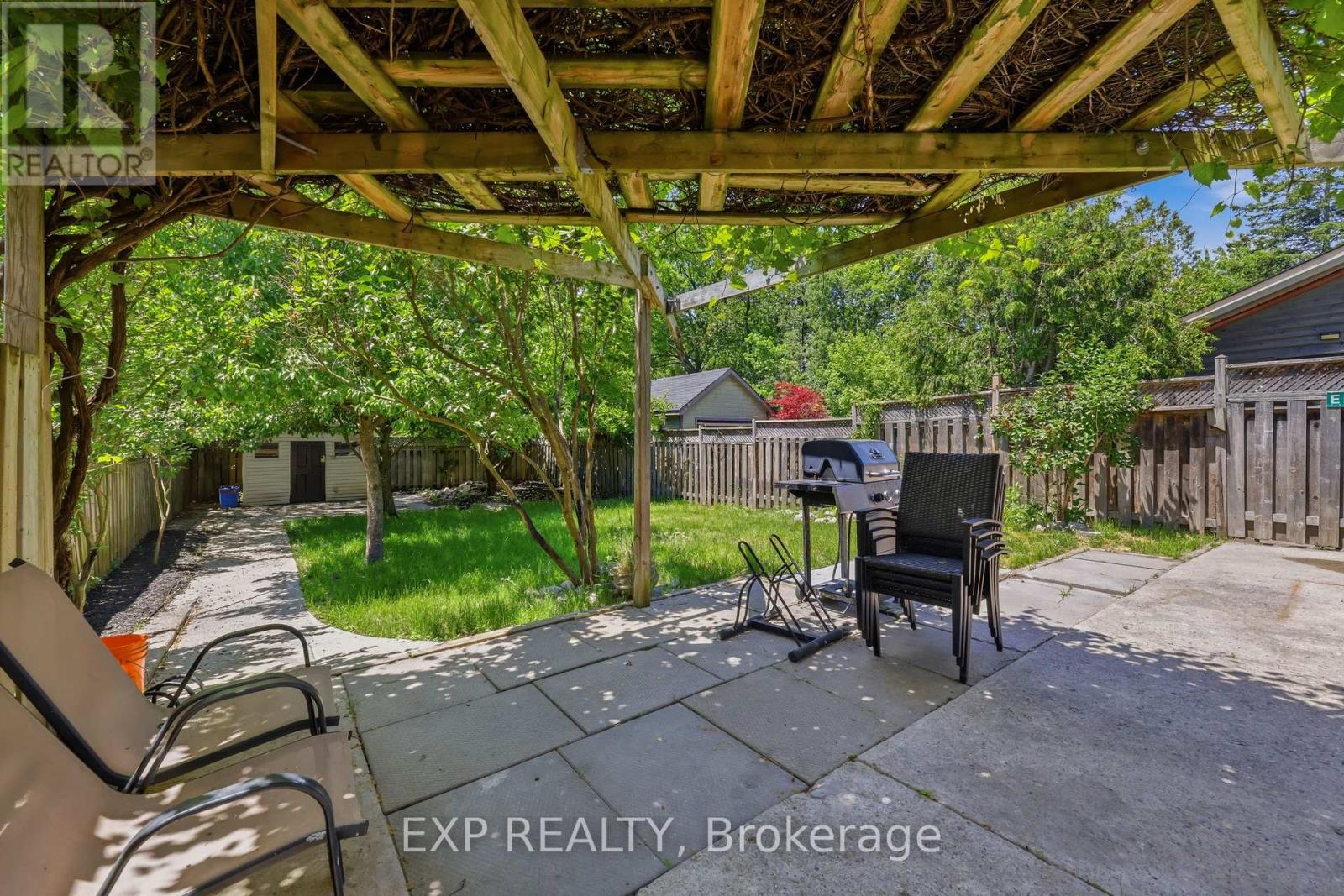 571 ELIZABETH STREET - Image 28