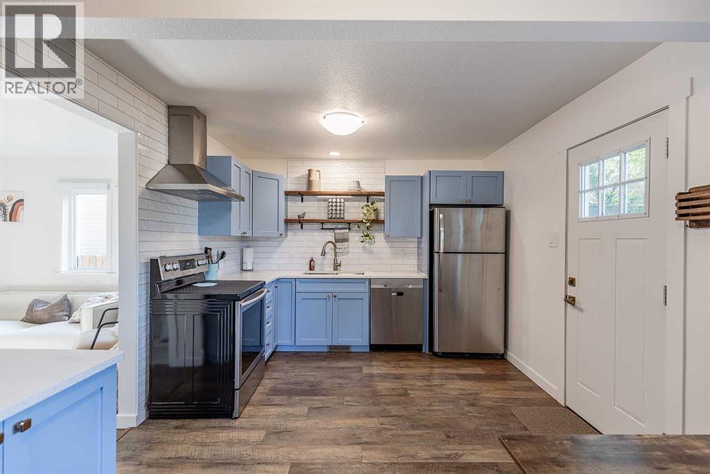 259 3 Street NW - Image 17