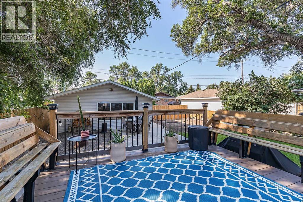 259 3 Street NW - Image 36