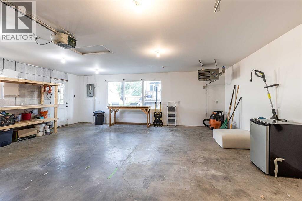 259 3 Street NW - Image 44