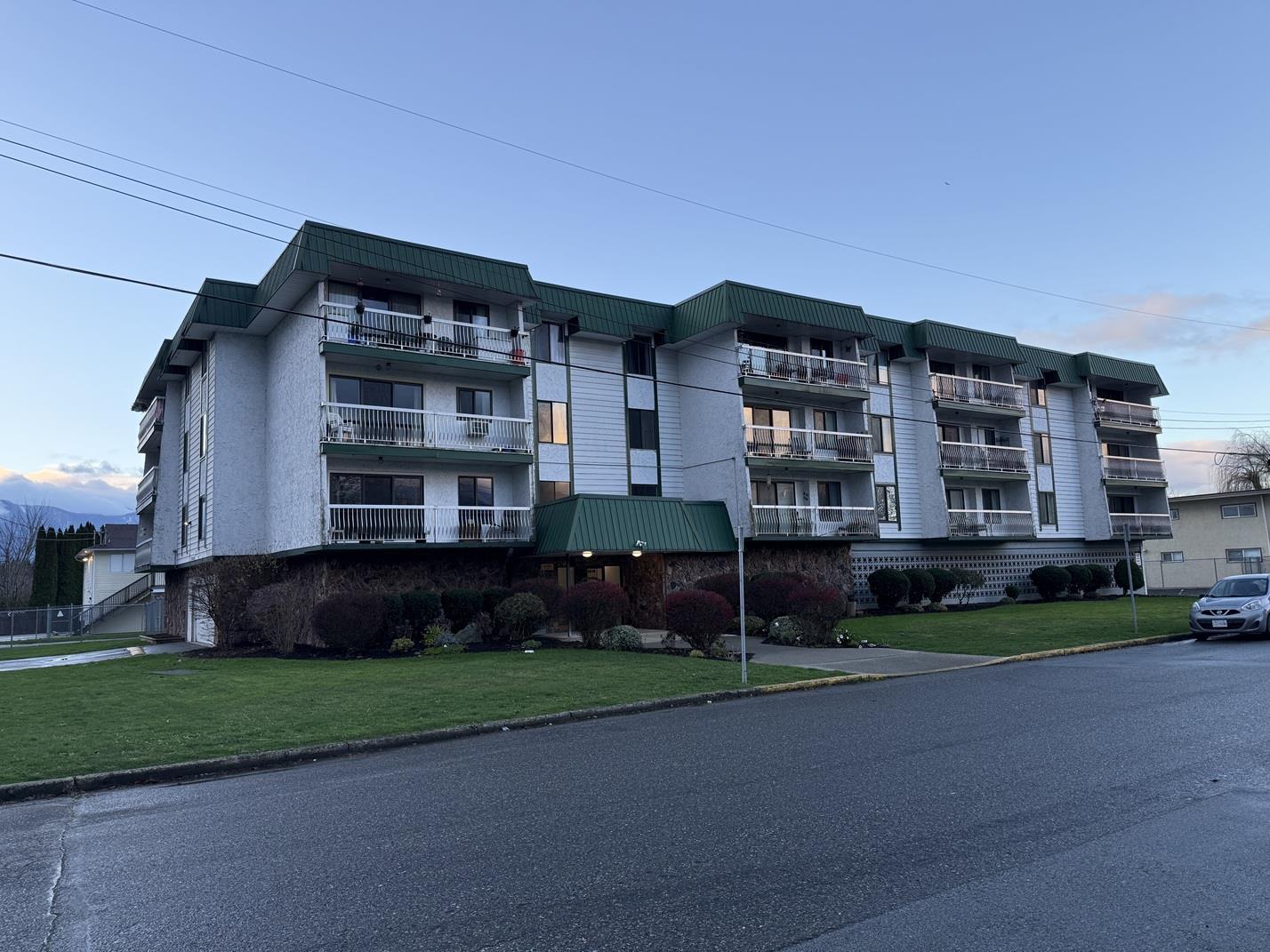 103 46374 MARGARET AVENUE, Chilliwack Proper East