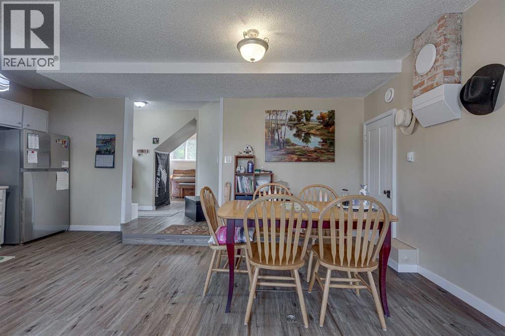 4903 48 Street - 10