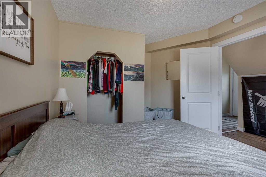 4903 48 Street - 21