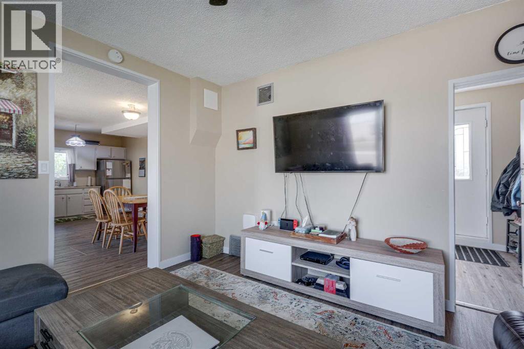 4903 48 Street - 16