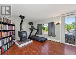 Living room - 1218 Galbraith Road, Lanark Highlands, ON K0A1P0 Photo 6