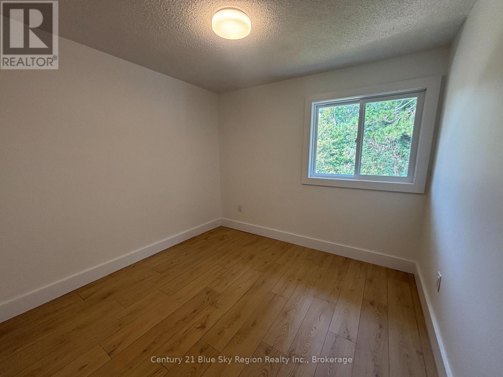 28 LOVELL AVENUE - Image 25