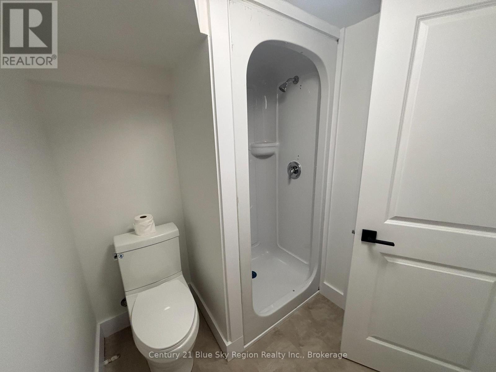 28 LOVELL AVENUE - Image 32