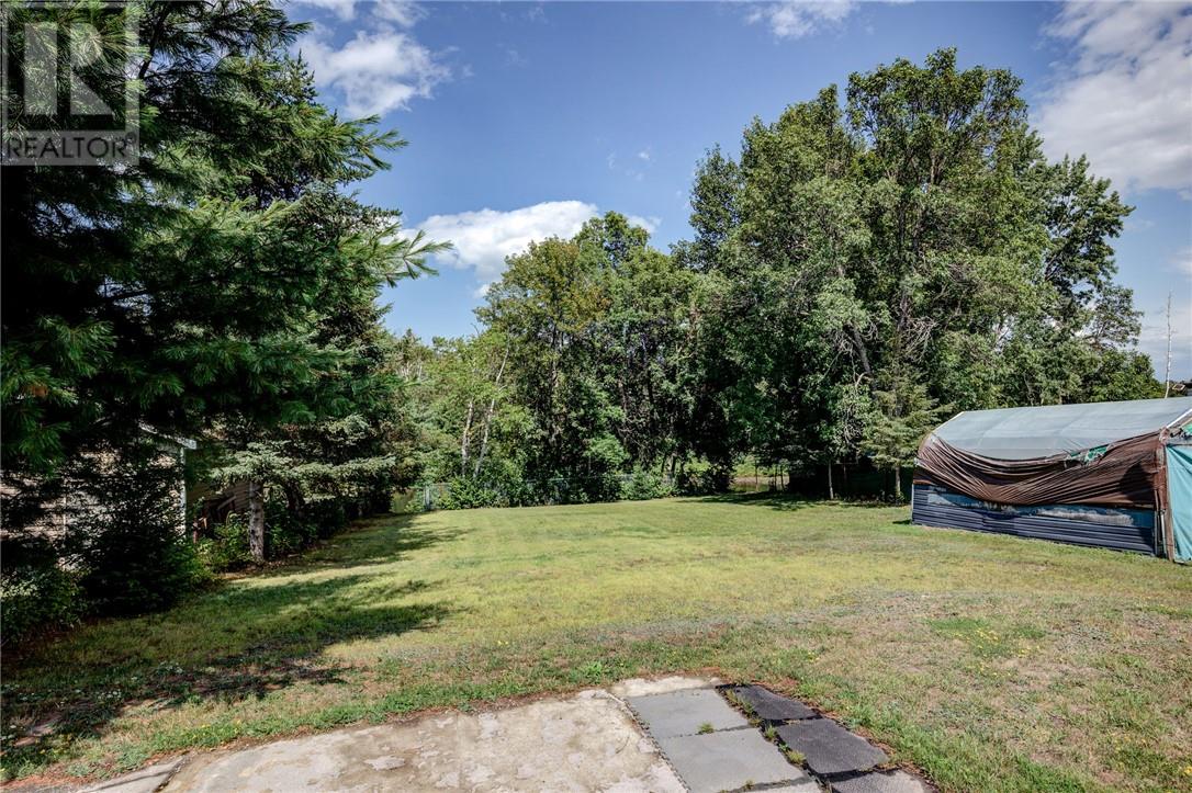 222 Riverside Drive - 6