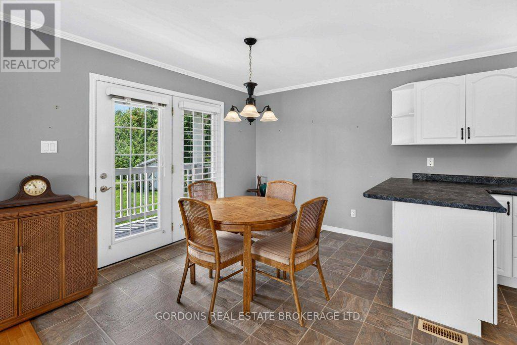 467 DENRIDGE ROAD - Image 16
