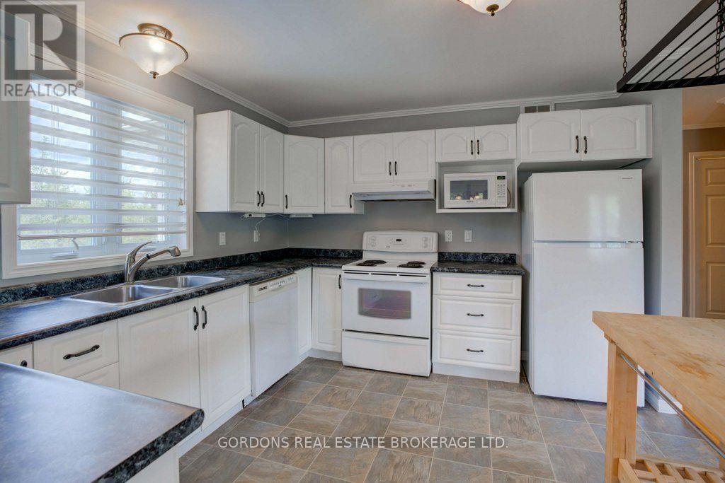 467 DENRIDGE ROAD - 18
