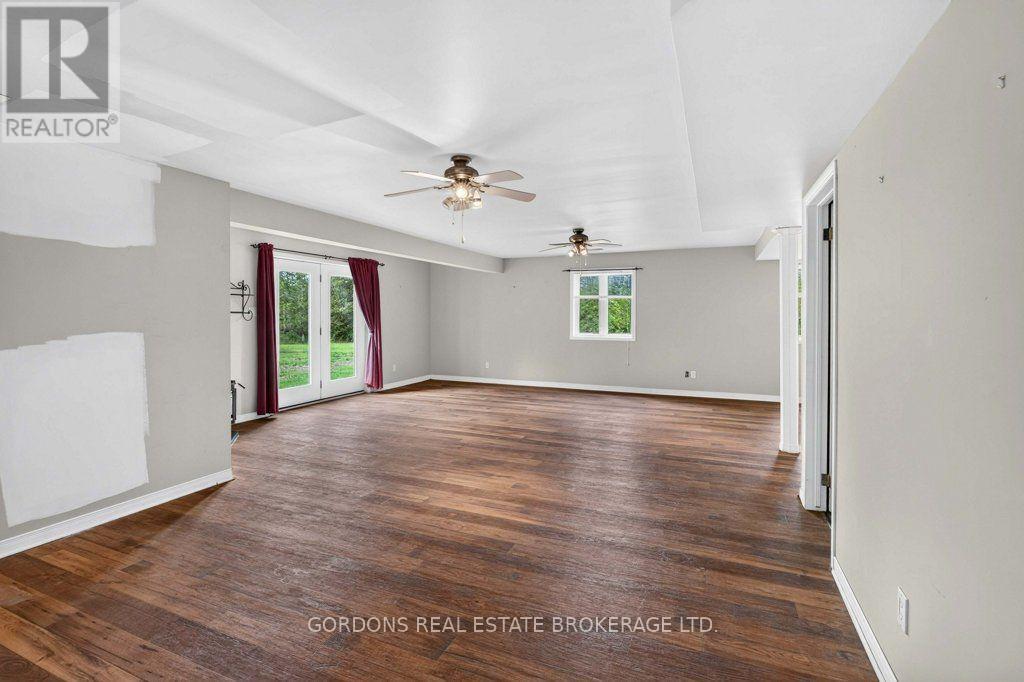 467 DENRIDGE ROAD - 45