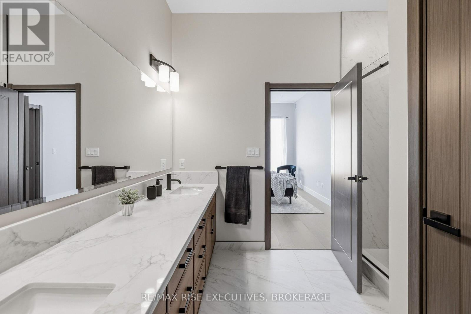 300 Skyfal Lane — photo 10