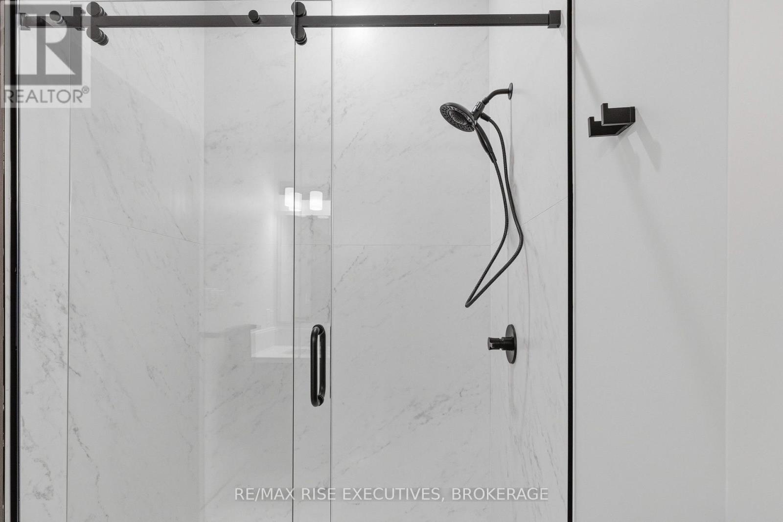 300 Skyfal Lane — photo 11
