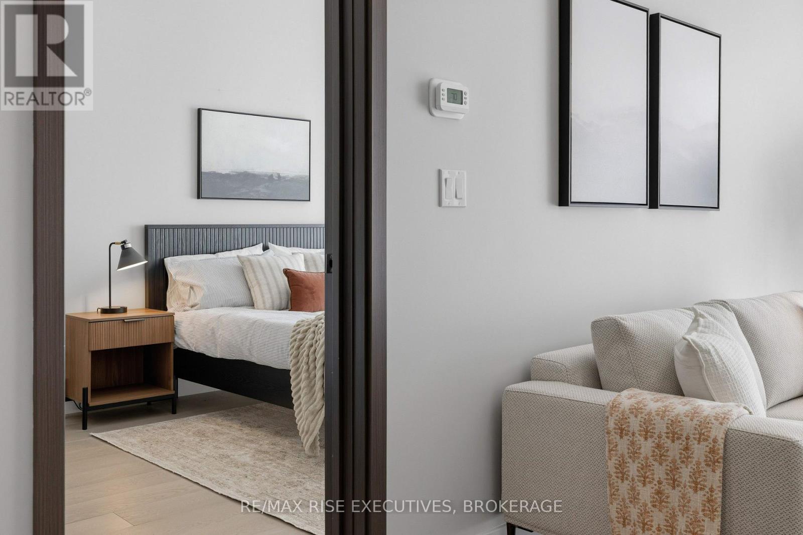 300 Skyfal Lane — photo 4