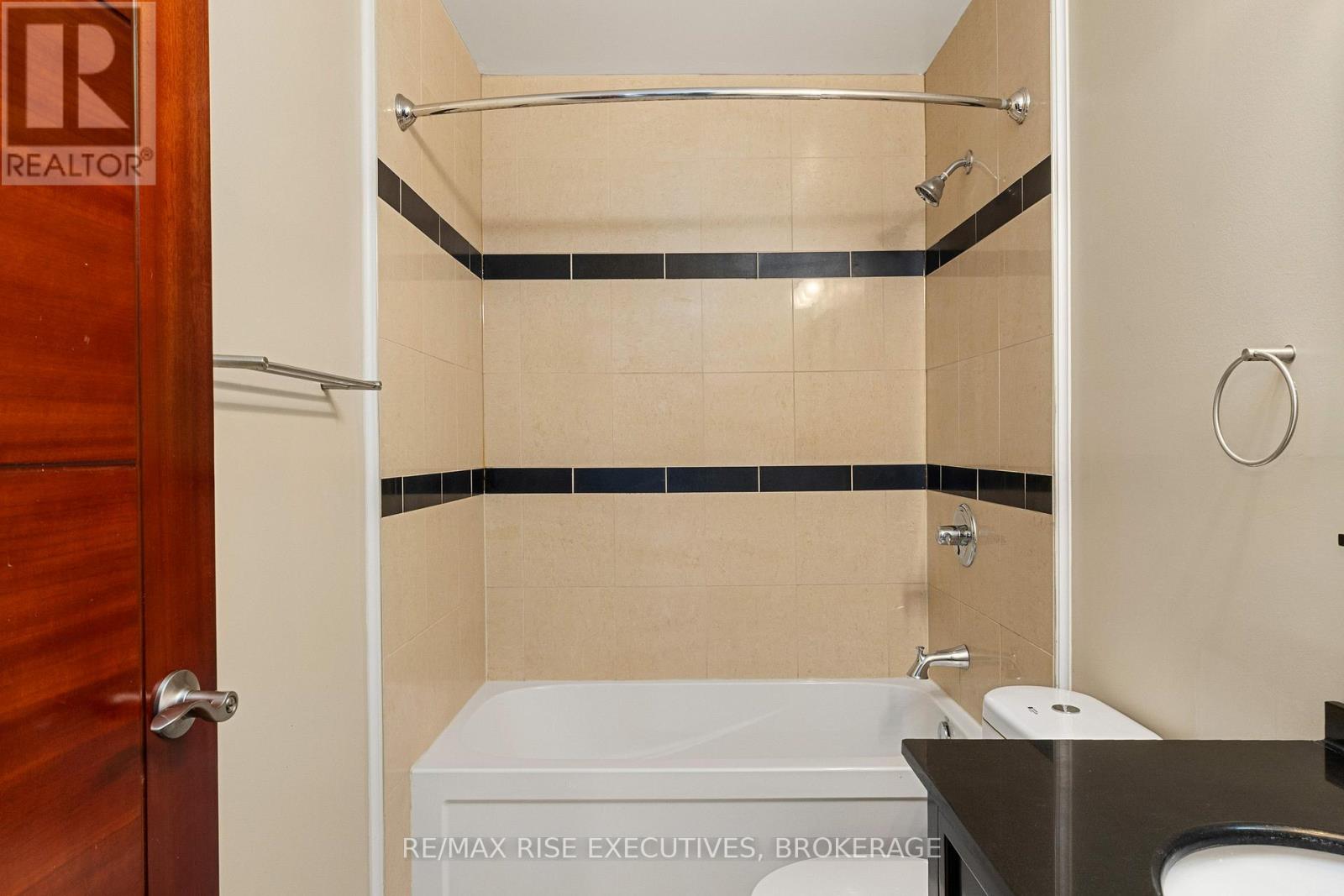 539 Armstrong Road — photo 18