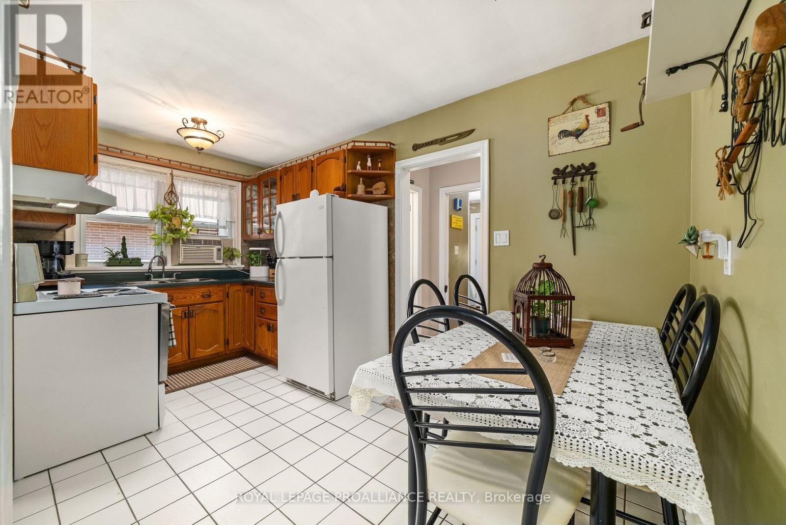 235 FARLEY AVENUE - 15