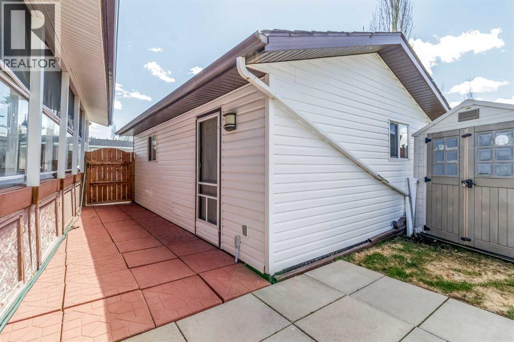 192 10046 township road 422 - Photo 21
