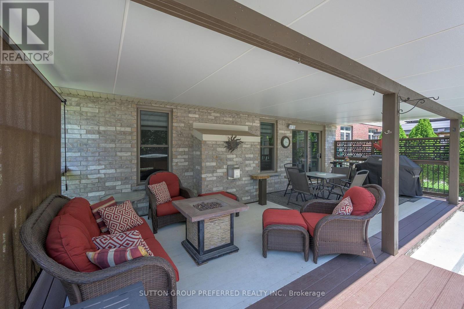 23 WOOD LILY LANE - 40