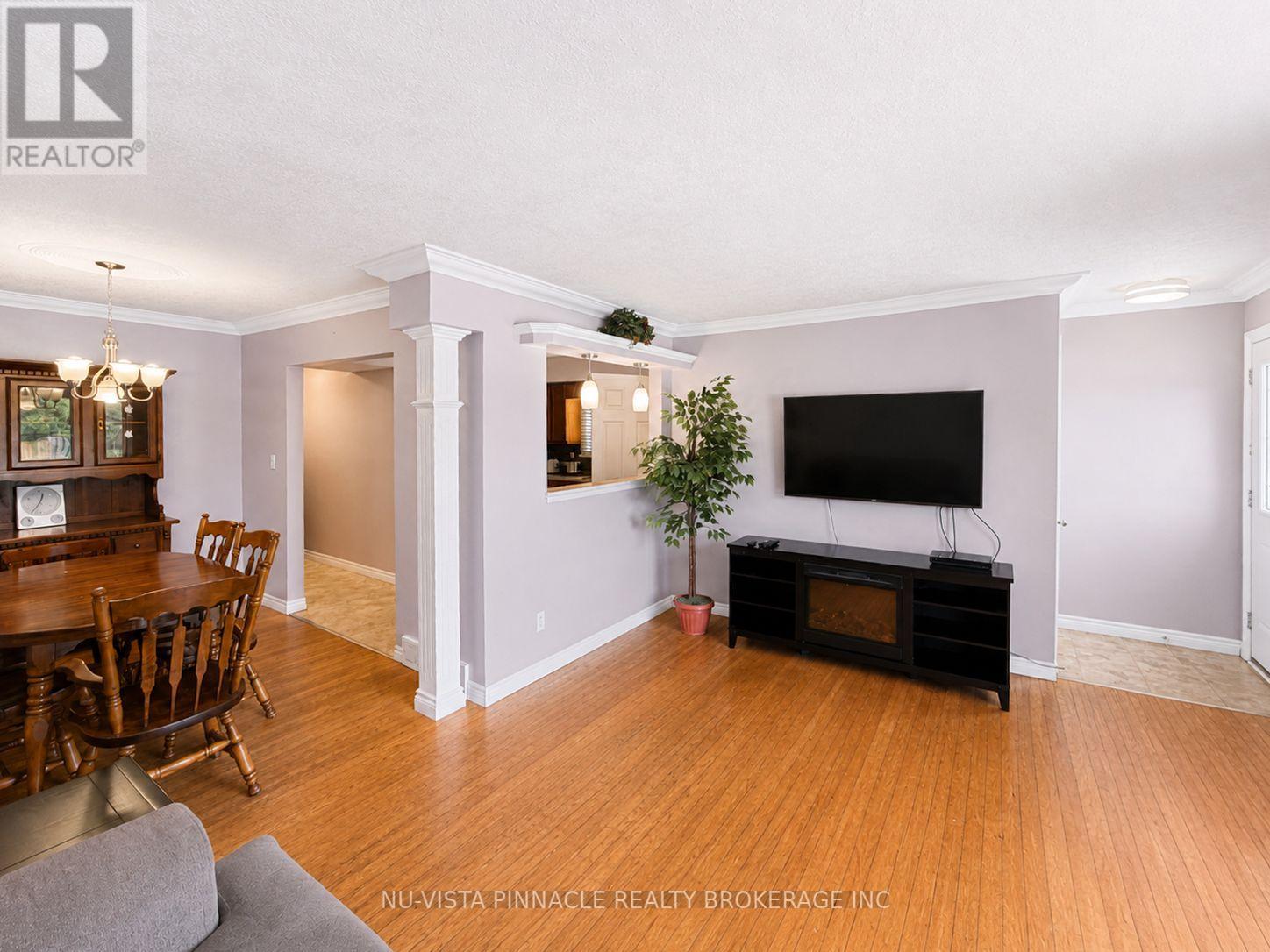15 GREGORY PLACE - Image 6