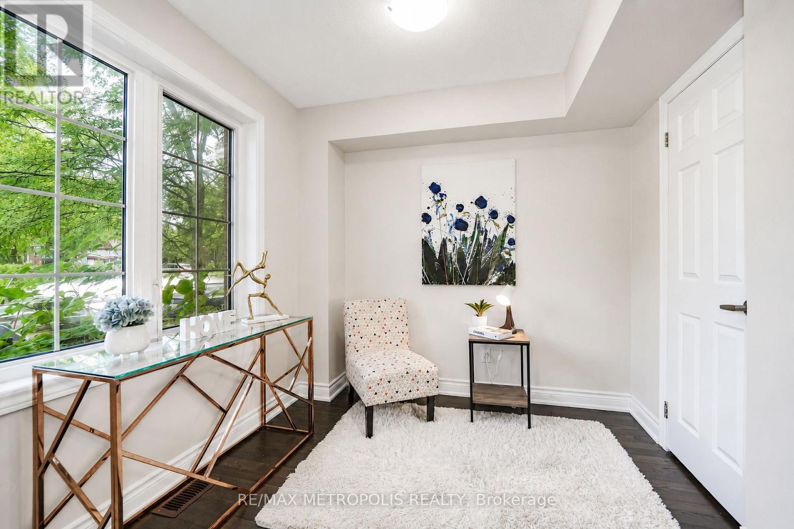 3767B ST CLAIRE AVENUE E - 18