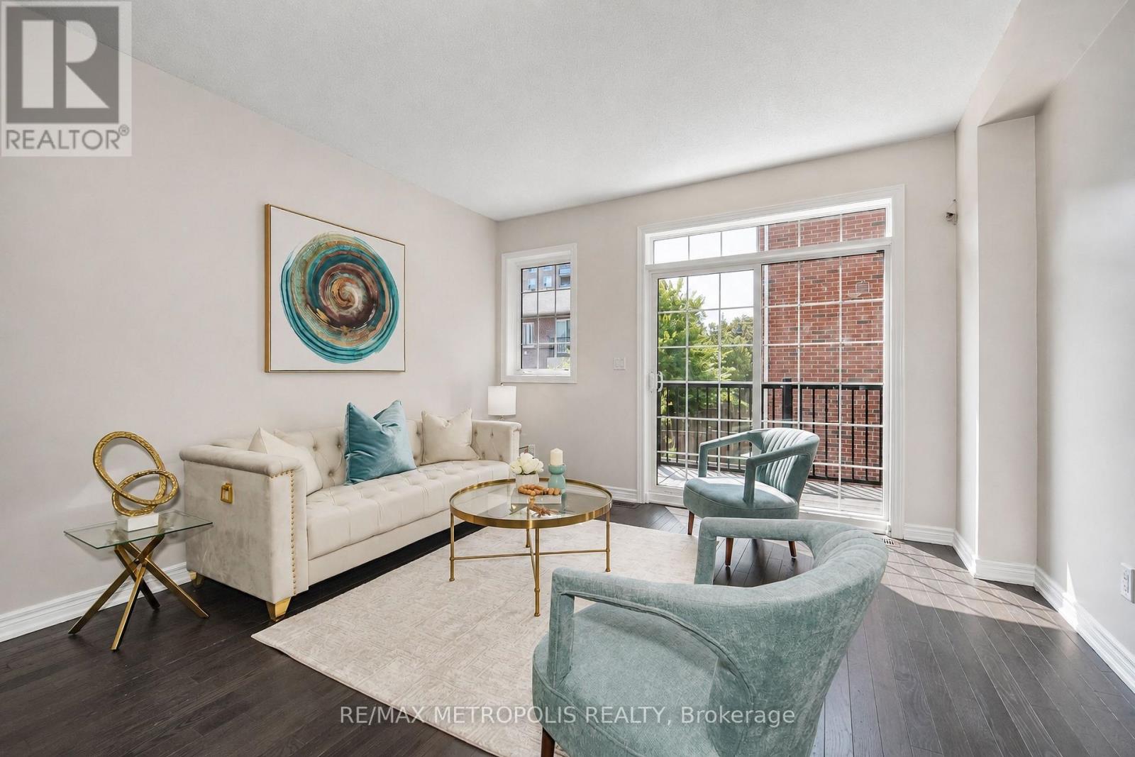 3767B ST CLAIRE AVENUE E - 22