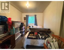 6 Youngs Lane thumbnail 20