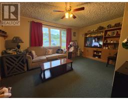 6 Youngs Lane thumbnail 22