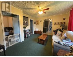 6 Youngs Lane thumbnail 23