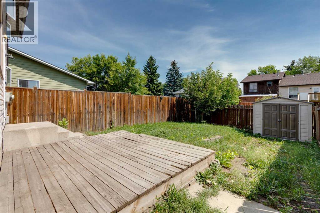 264 Templeview Way NE - 28