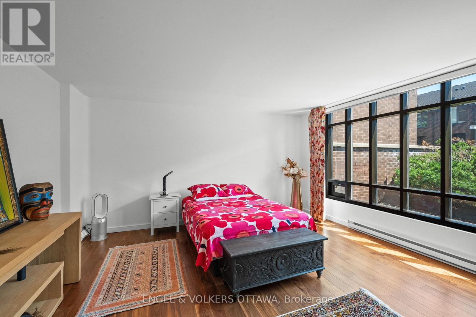 #103 111 ECHO DRIVE - 27